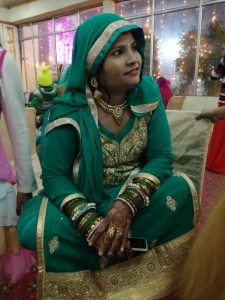 A beautiful example of how to get dressed up for an Indian wedding!